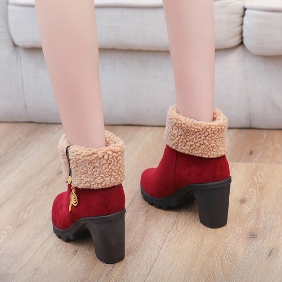 Boots - Picture 1 of 7